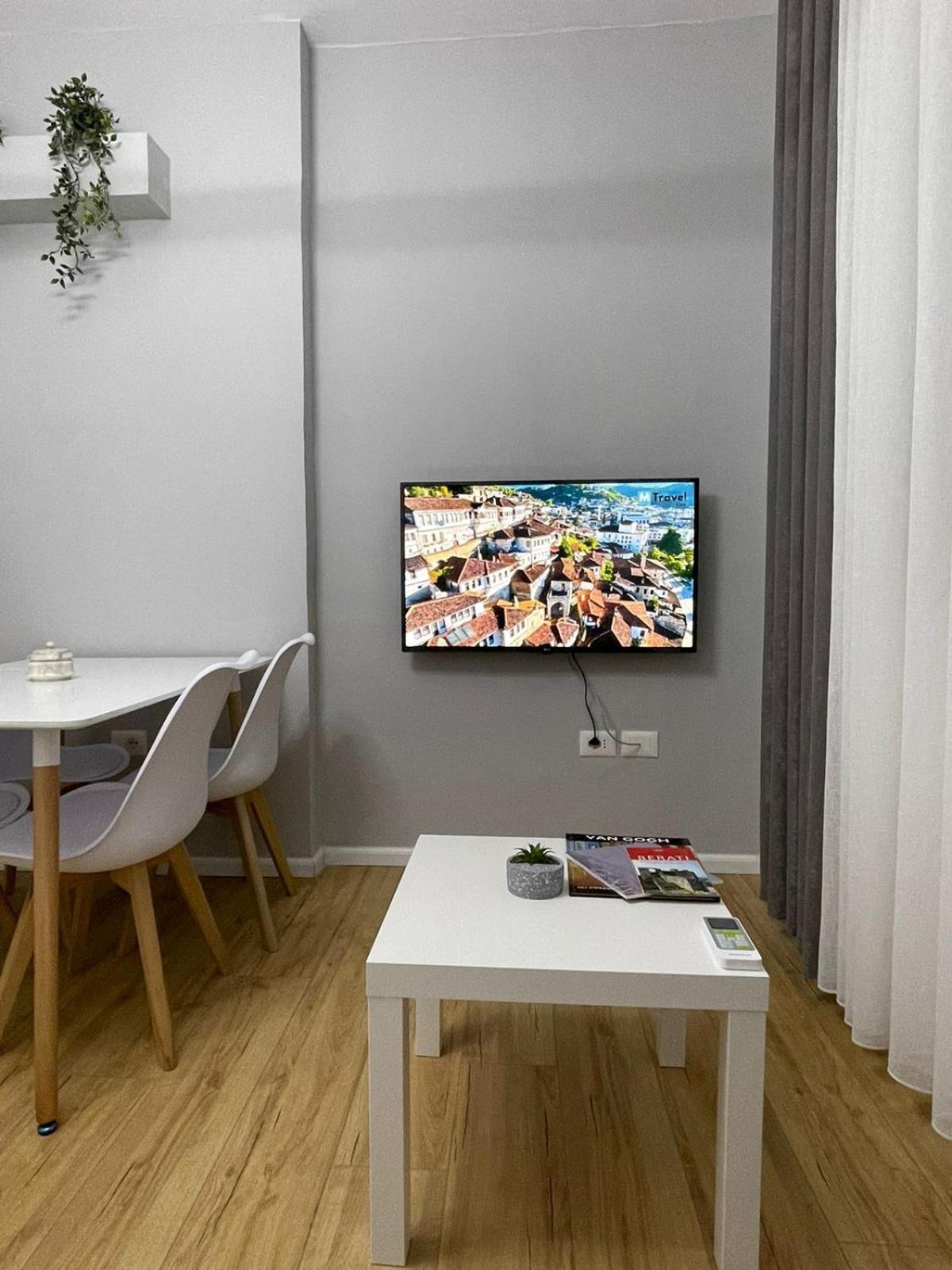 Beratinus Apartment In Berat Center Екстер'єр фото