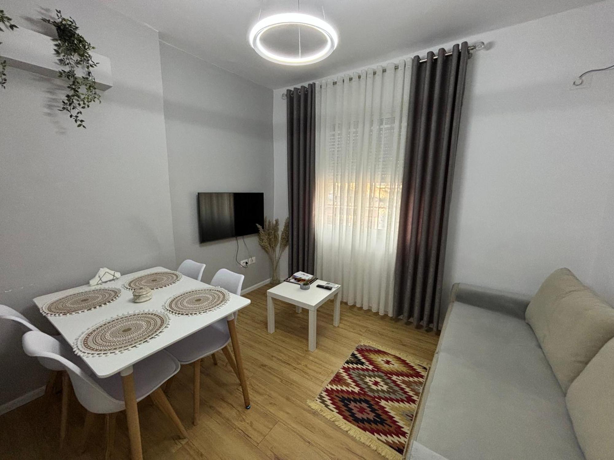 Beratinus Apartment In Berat Center Екстер'єр фото
